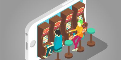 Manipulating slot machines: do not change the bet